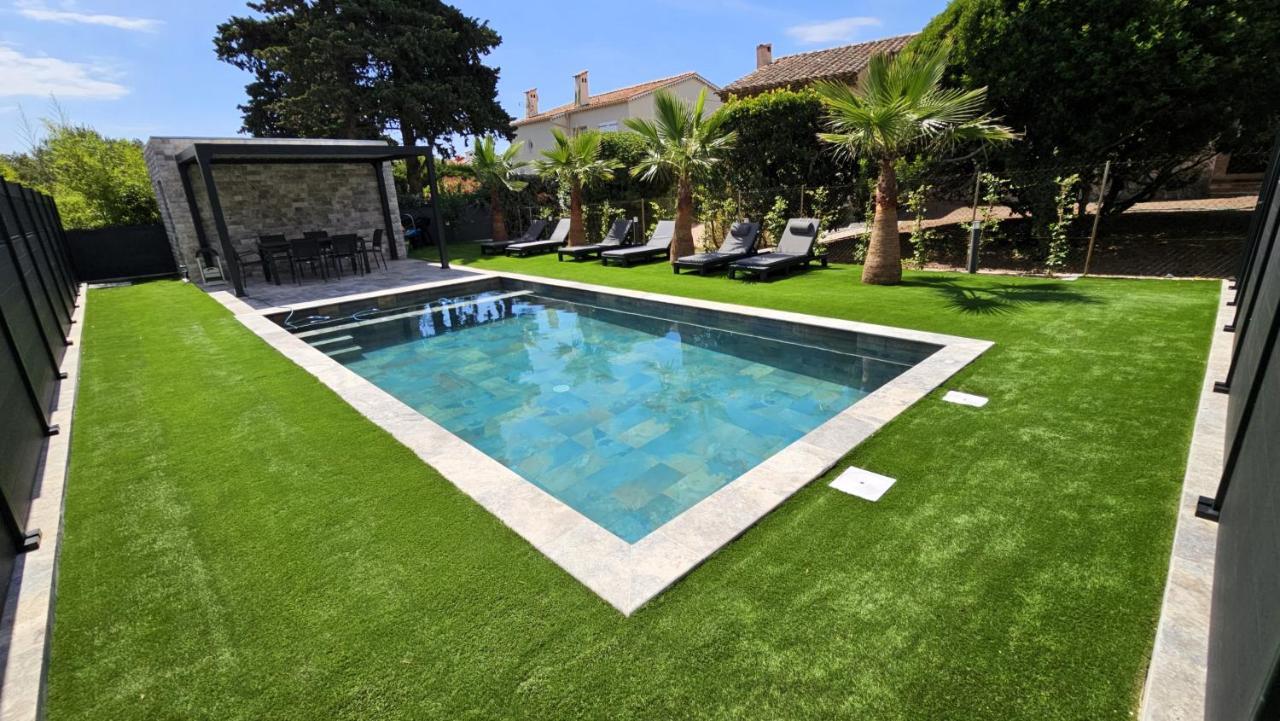 Etoile Du Berger Saint Aygulf 3 Villas Et 4 Appartements Jardin Individuel Et Piscine Chauffee En Saison - La Mer Et Les Plages 450 M Εξωτερικό φωτογραφία