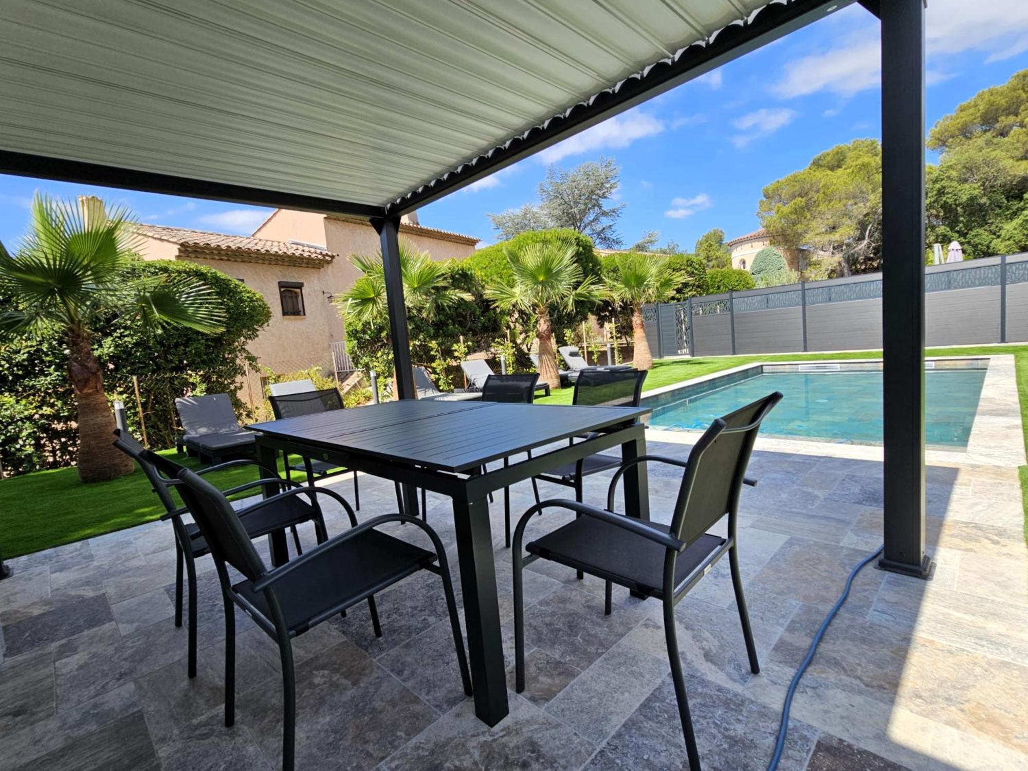 Etoile Du Berger Saint Aygulf 3 Villas Et 4 Appartements Jardin Individuel Et Piscine Chauffee En Saison - La Mer Et Les Plages 450 M Εξωτερικό φωτογραφία