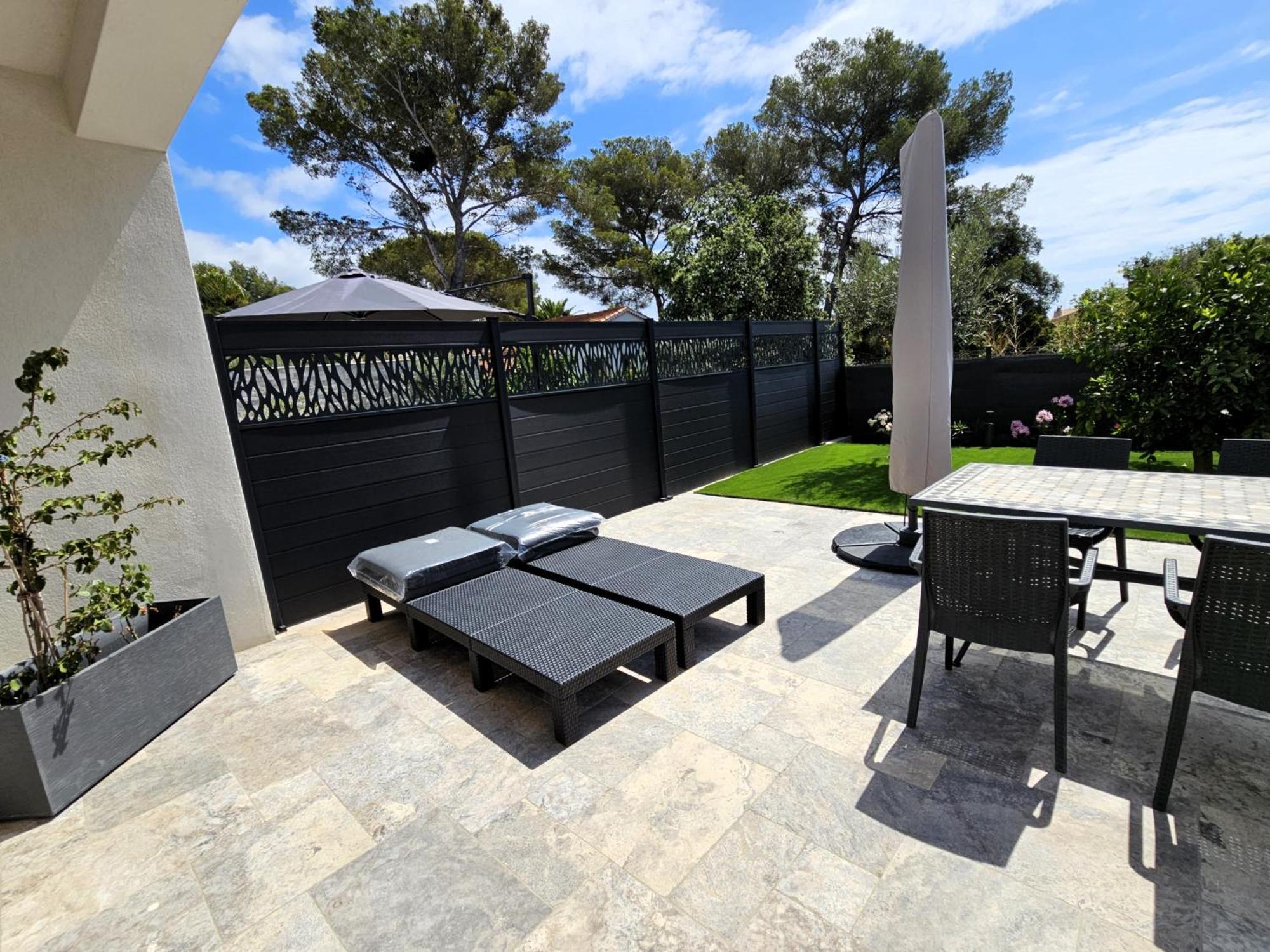 Etoile Du Berger Saint Aygulf 3 Villas Et 4 Appartements Jardin Individuel Et Piscine Chauffee En Saison - La Mer Et Les Plages 450 M Εξωτερικό φωτογραφία