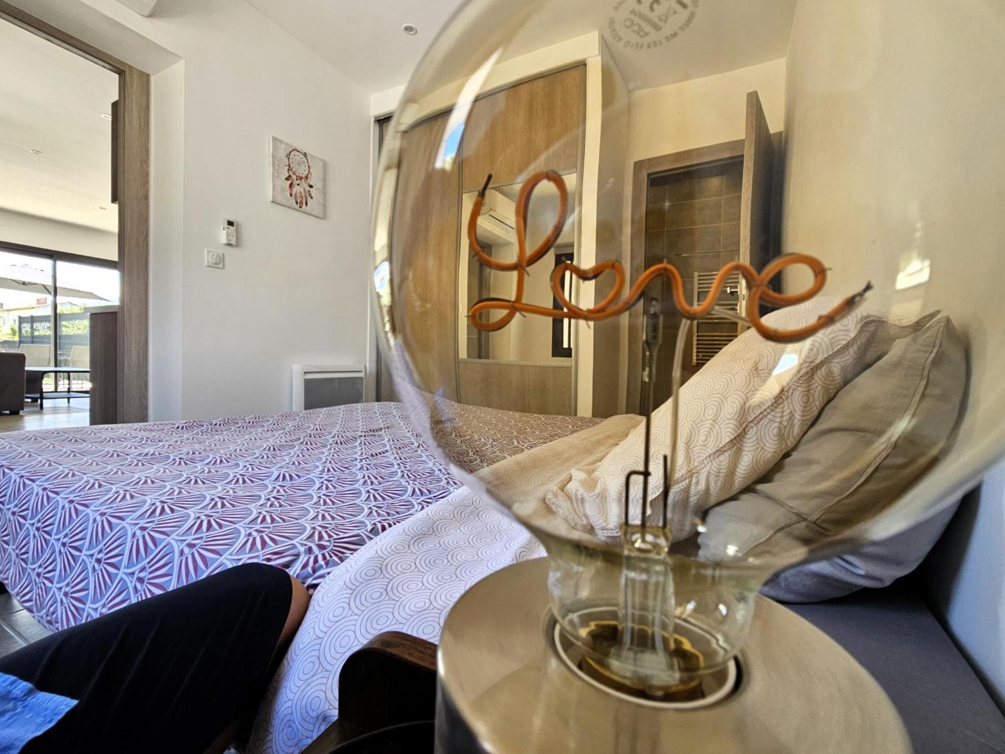 Etoile Du Berger Saint Aygulf 3 Villas Et 4 Appartements Jardin Individuel Et Piscine Chauffee En Saison - La Mer Et Les Plages 450 M Εξωτερικό φωτογραφία